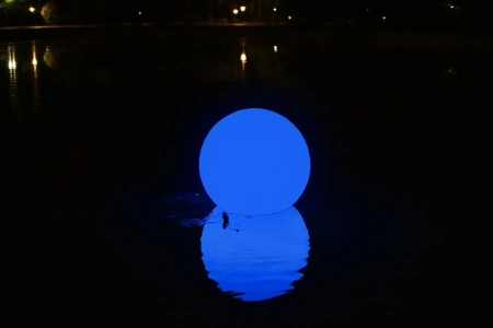 Плавающий шар Moonlight 80 см RGB Accum