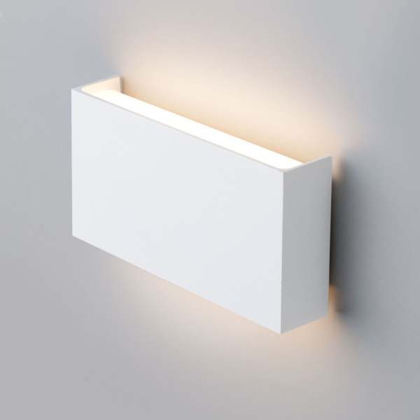 Пылевлагозащищенный светодиодный светильник Golf IP54 1705 Techno LED белый